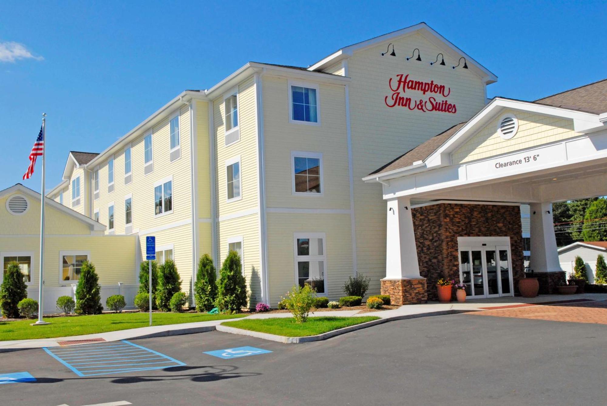 Hampton Inn & Suites Mystic Exterior foto